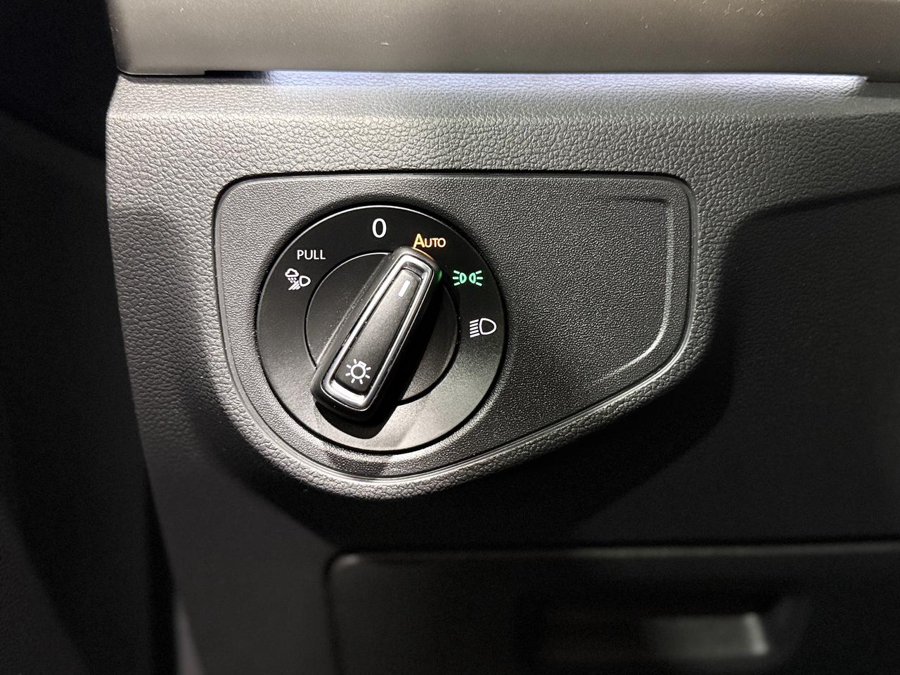 2023 Volkswagen Atlas EXECLINE Photo