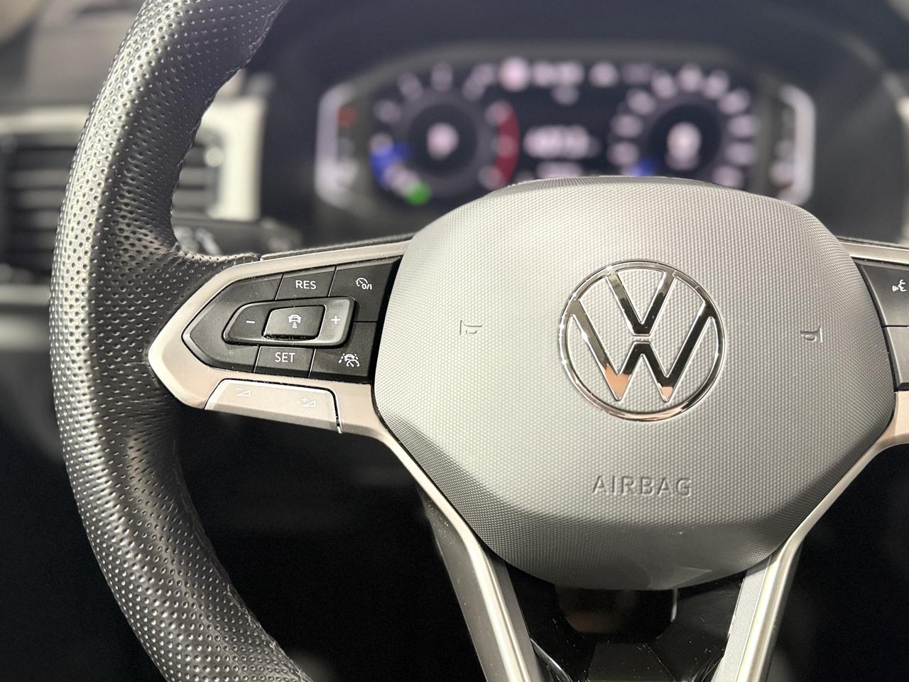 2023 Volkswagen Atlas EXECLINE Photo