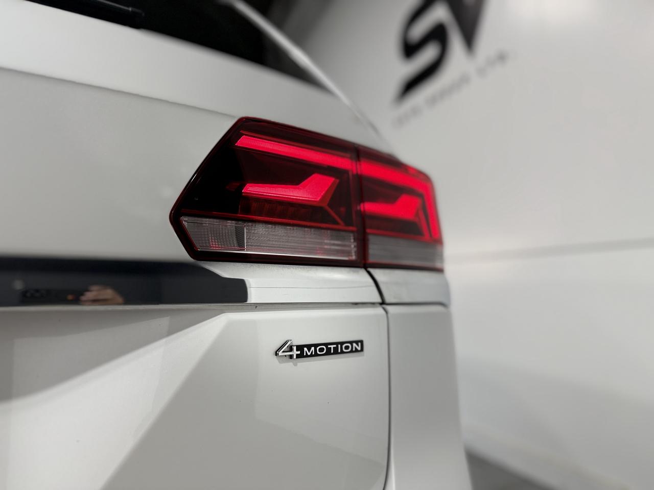 2023 Volkswagen Atlas EXECLINE Photo