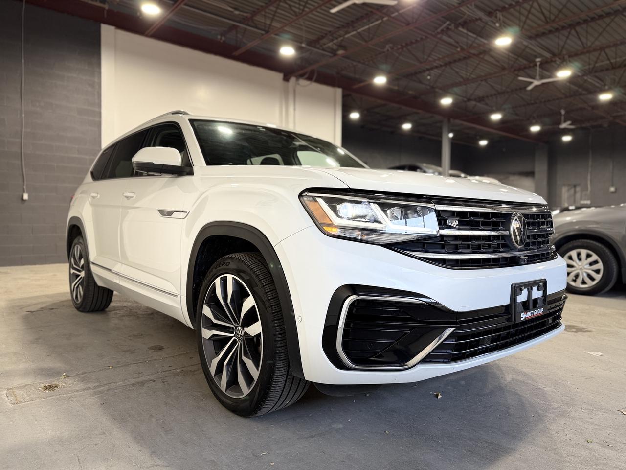 2023 Volkswagen Atlas EXECLINE Photo