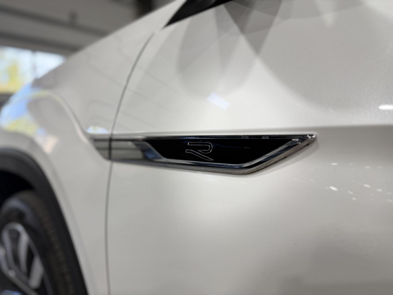 2023 Volkswagen Atlas EXECLINE Photo