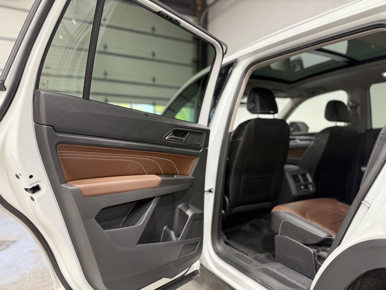 2023 Volkswagen Atlas EXECLINE Photo