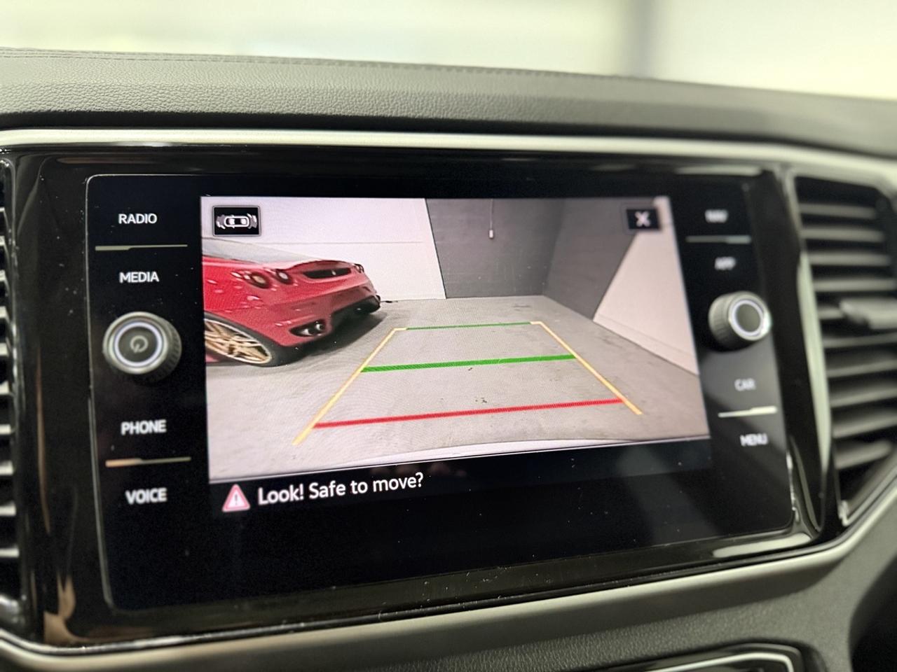 2023 Volkswagen Atlas EXECLINE Photo