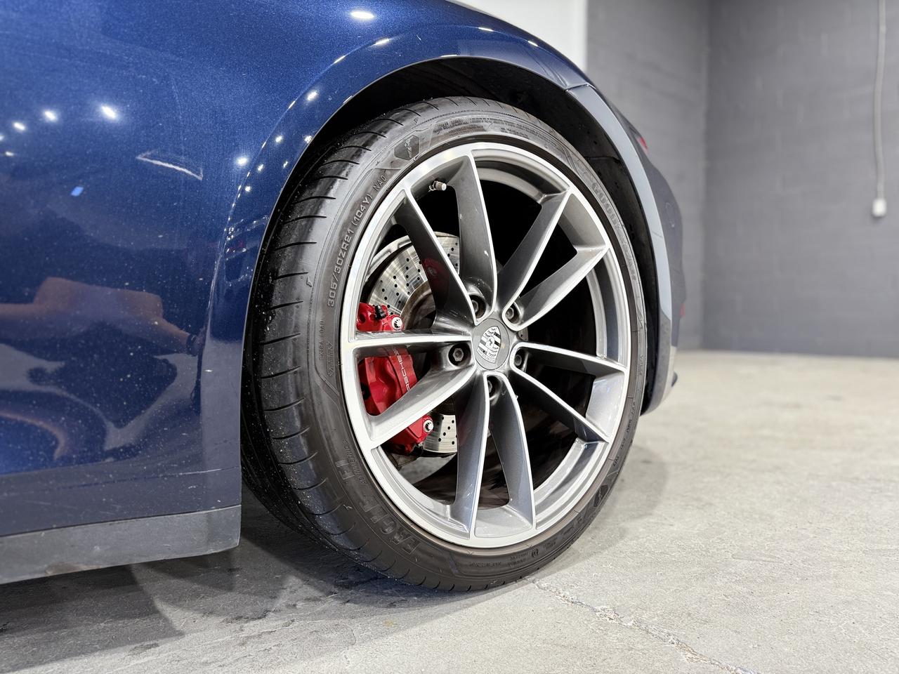 2020 Porsche 911 Carrera 4S Photo