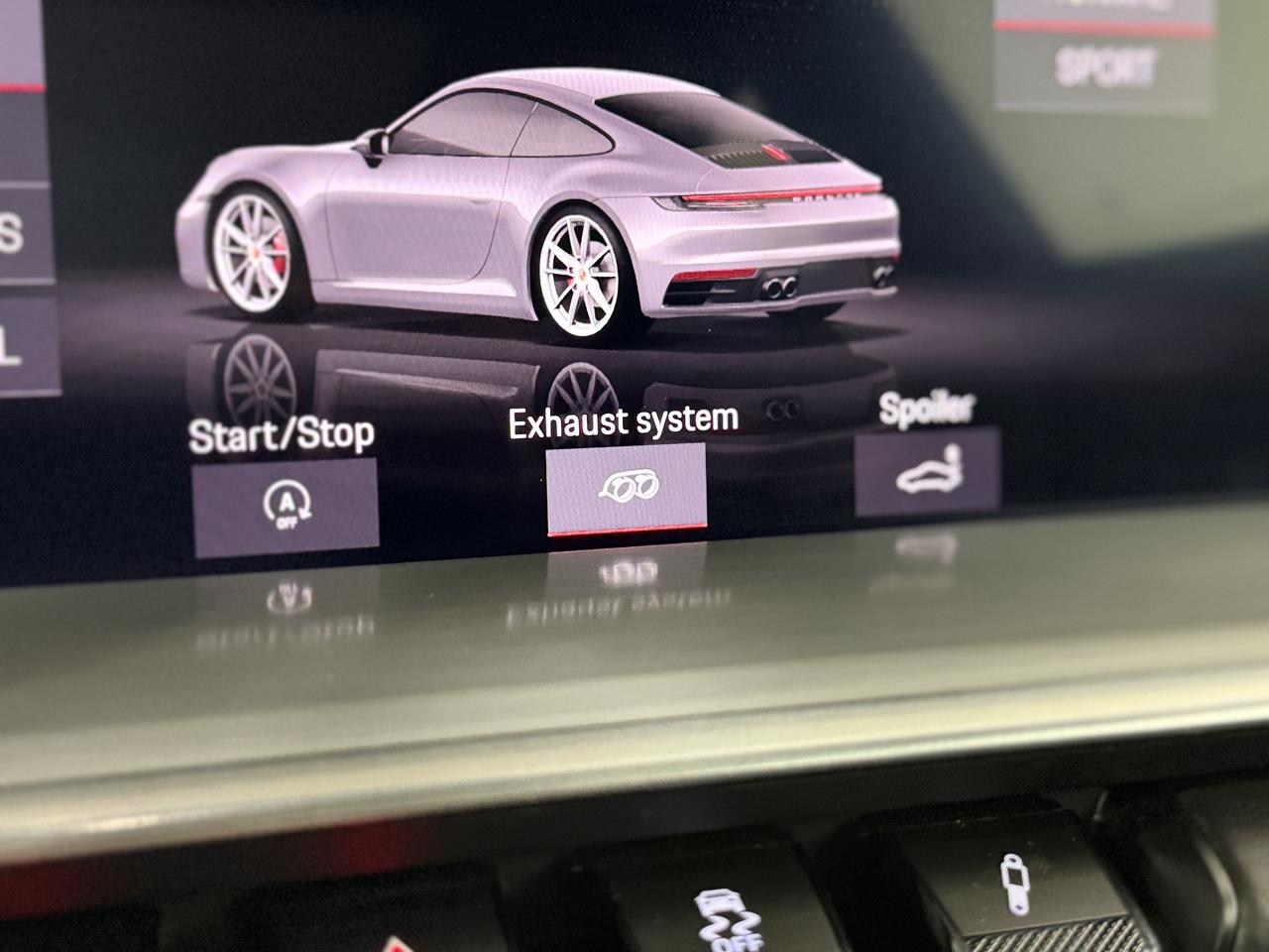 2020 Porsche 911 Carrera 4S Photo