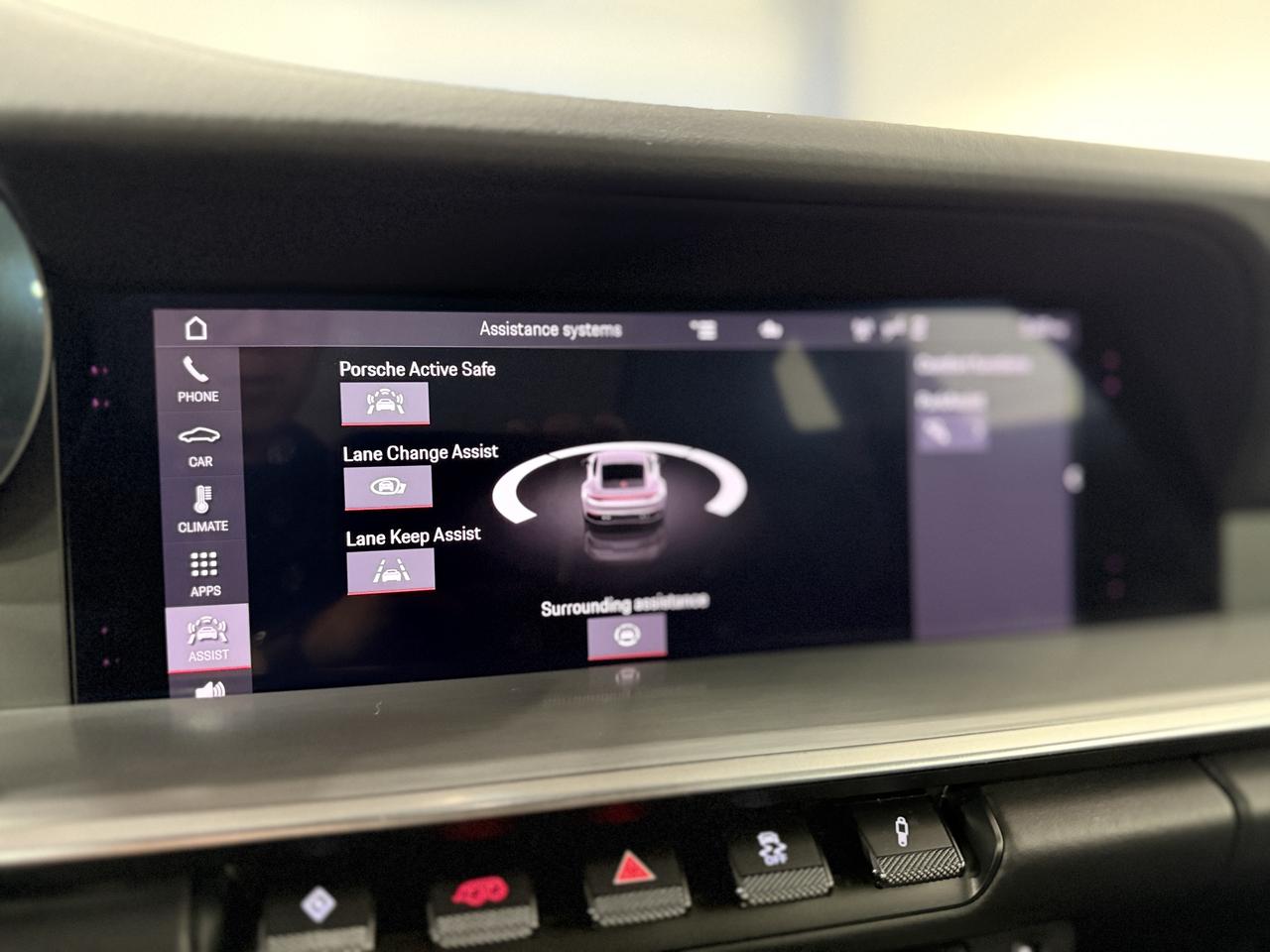 2020 Porsche 911 Carrera 4S Photo