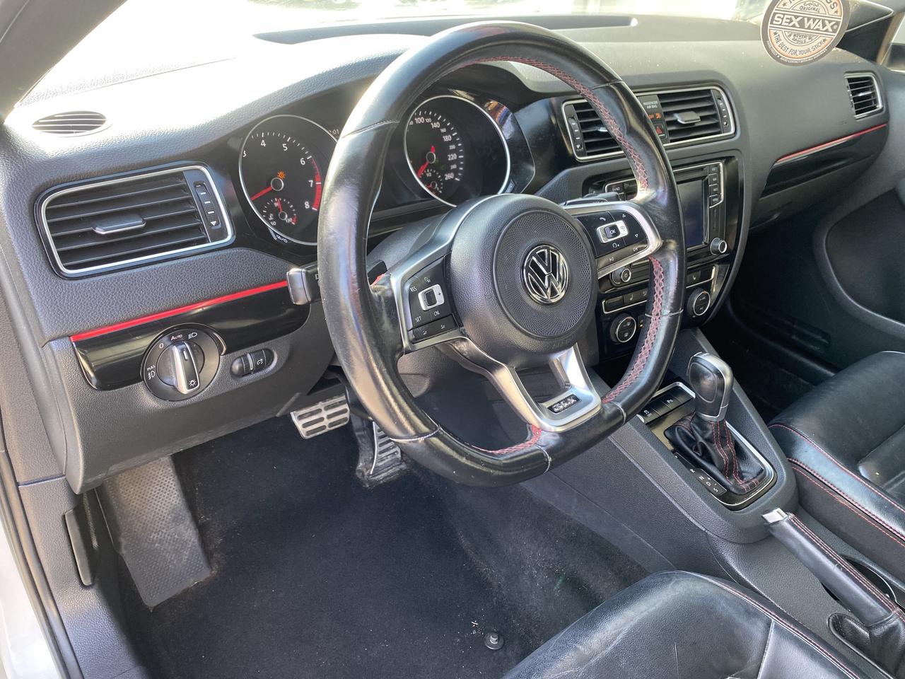 2017 Volkswagen Jetta GLI Photo