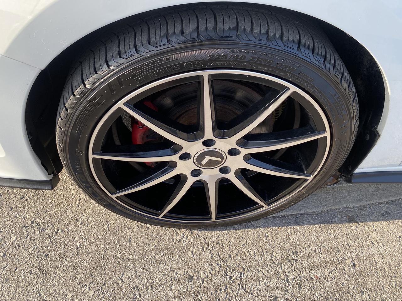 2017 Volkswagen Jetta GLI Photo