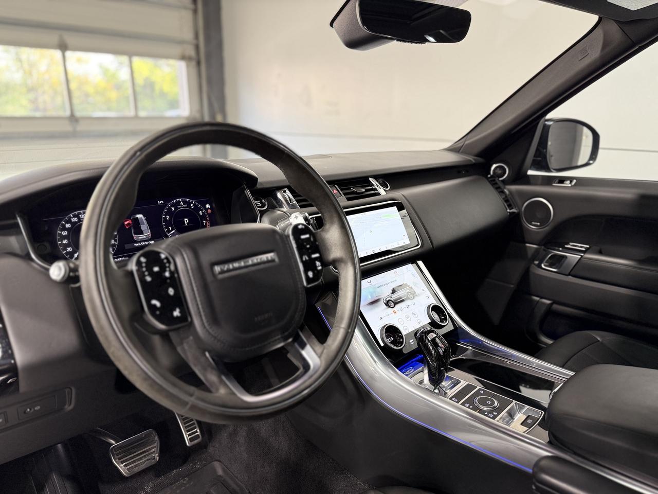 2020 Land Rover Range Rover Sport HST Photo