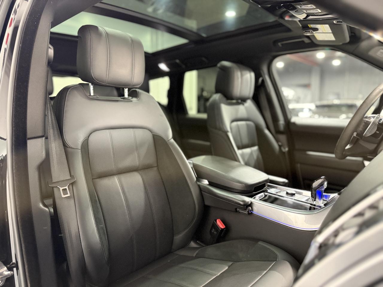 2020 Land Rover Range Rover Sport HST Photo