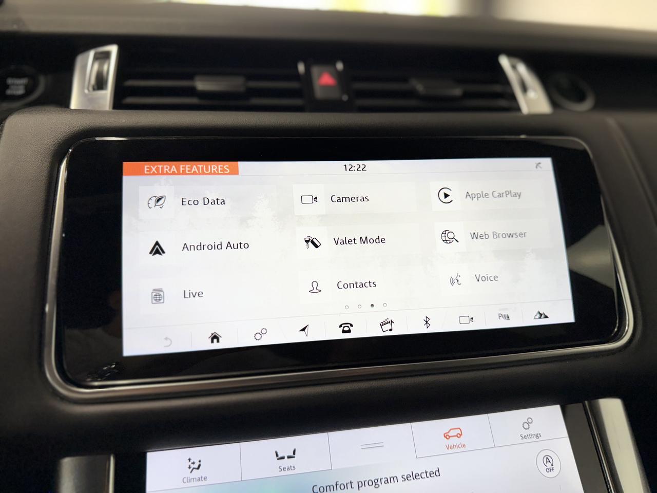 2020 Land Rover Range Rover Sport HST Photo