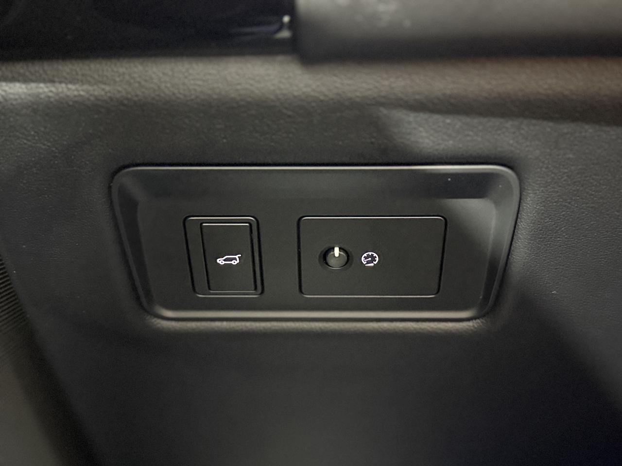 2020 Land Rover Range Rover Sport HST Photo