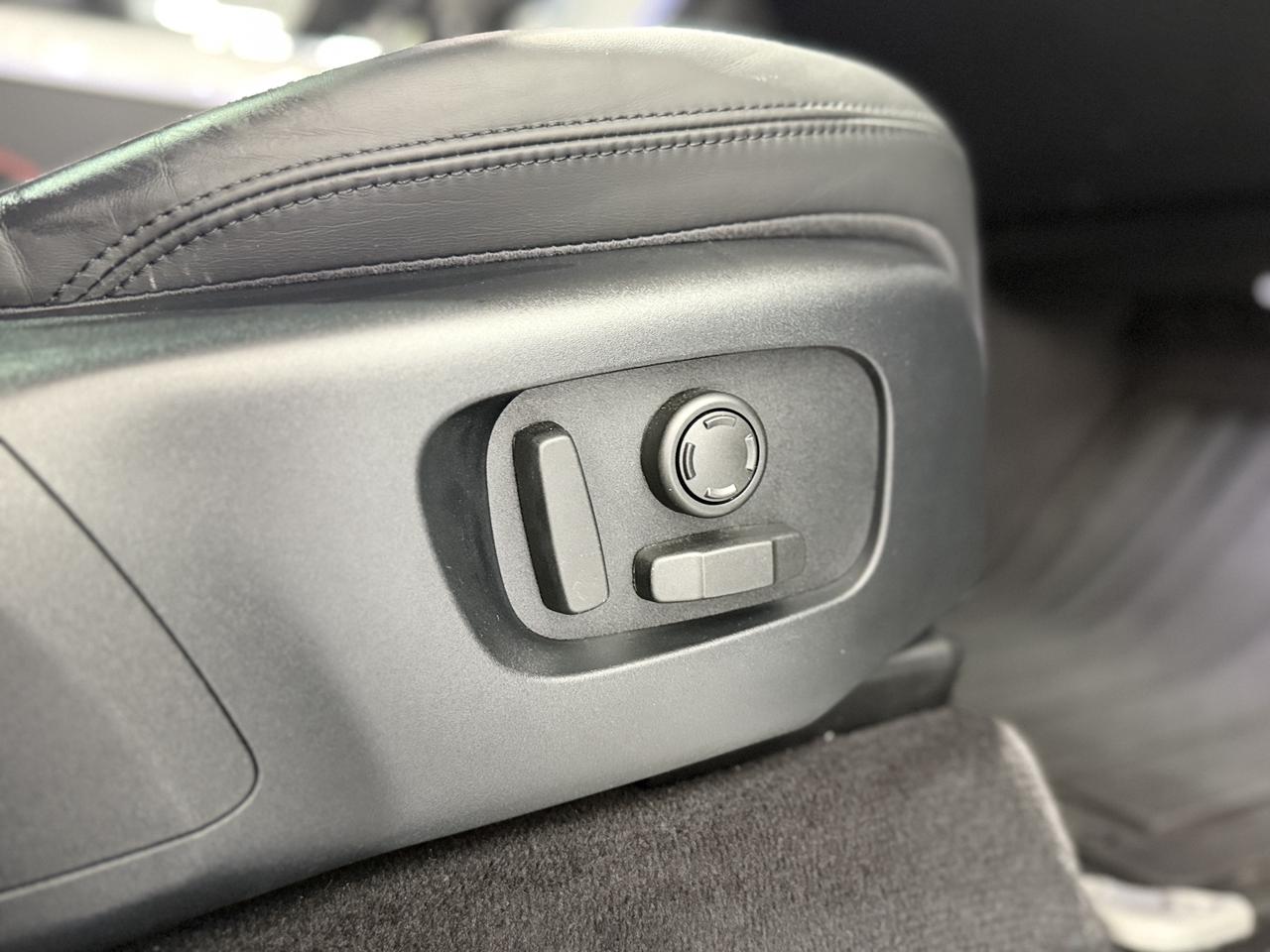 2020 Land Rover Range Rover Sport HST Photo