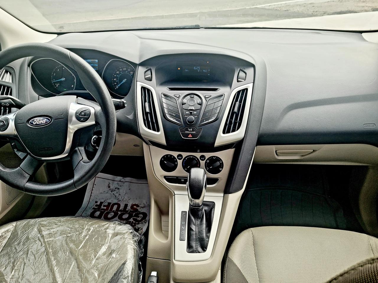 2012 Ford Focus SE Photo