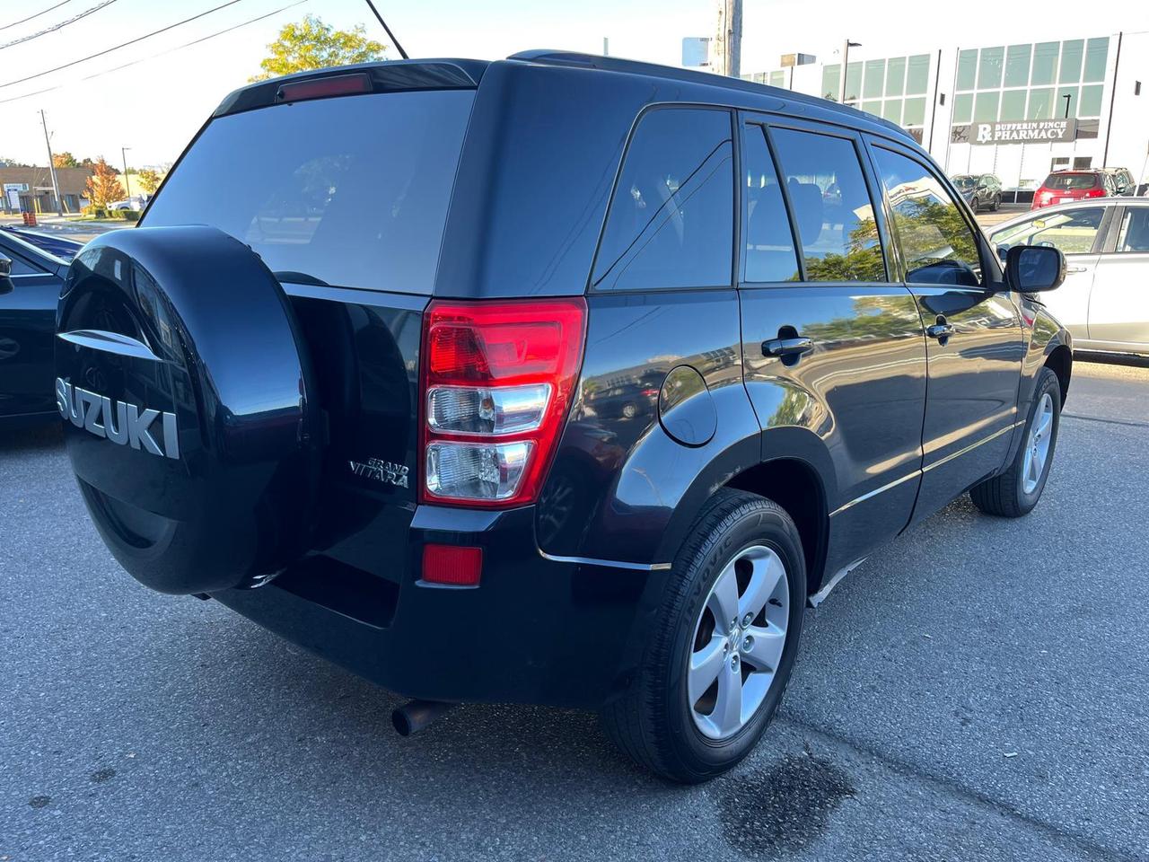 2010 Suzuki Grand Vitara Premium Photo