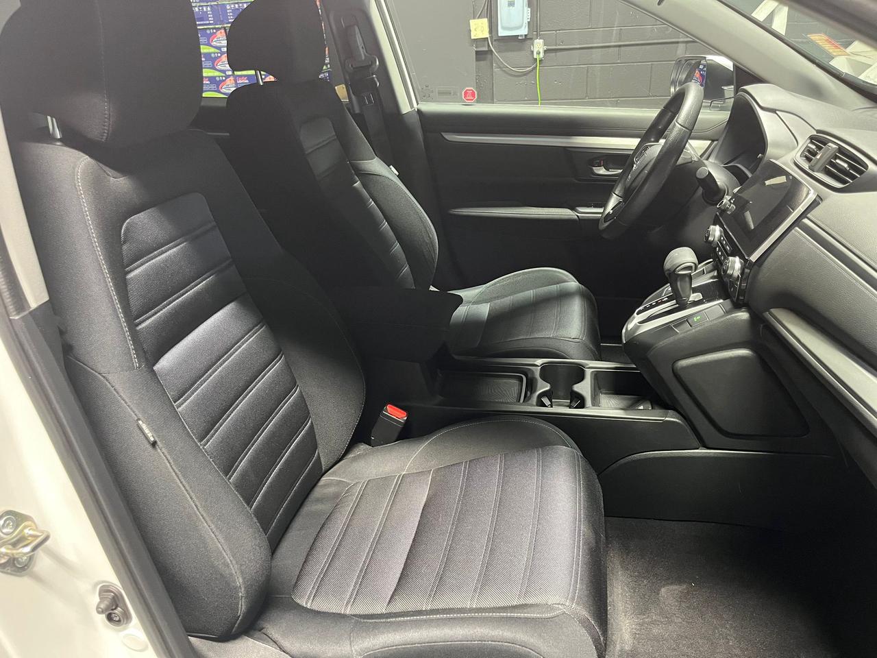 2019 Honda CR-V LX Photo