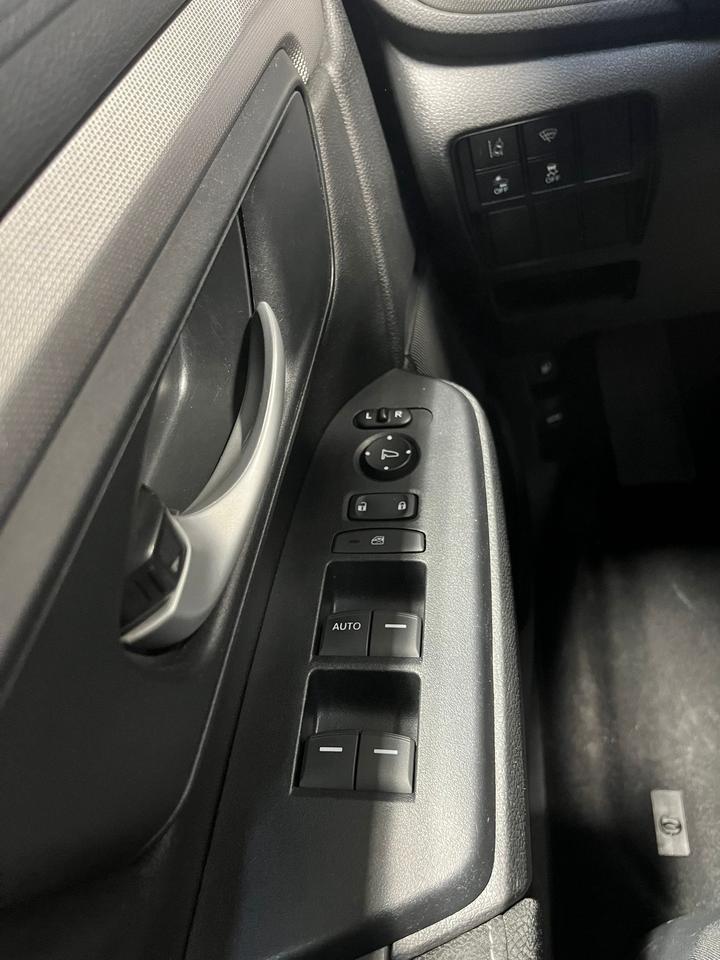 2019 Honda CR-V LX Photo