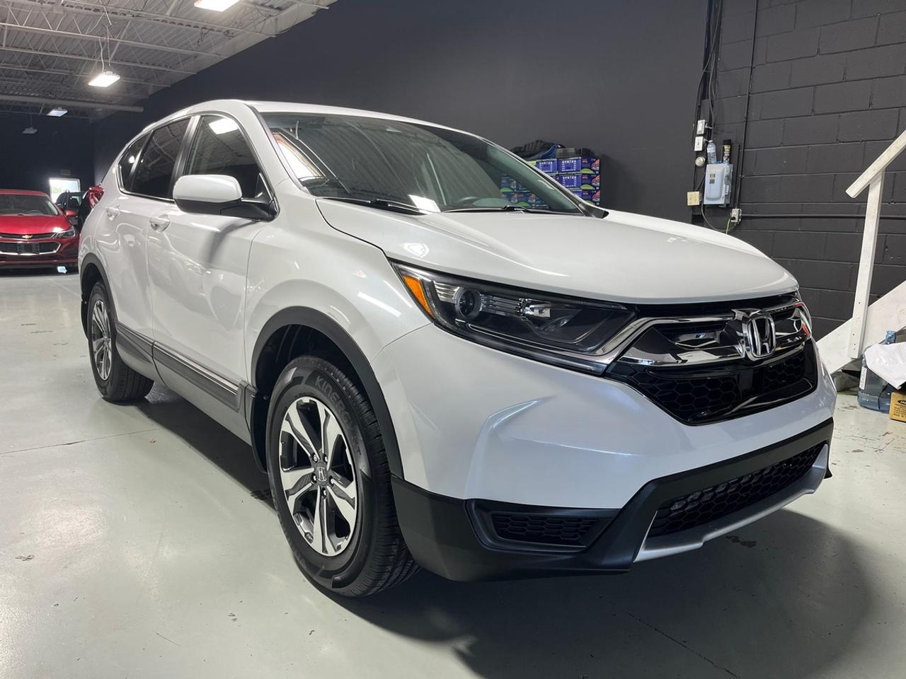2019 Honda CR-V LX Photo0