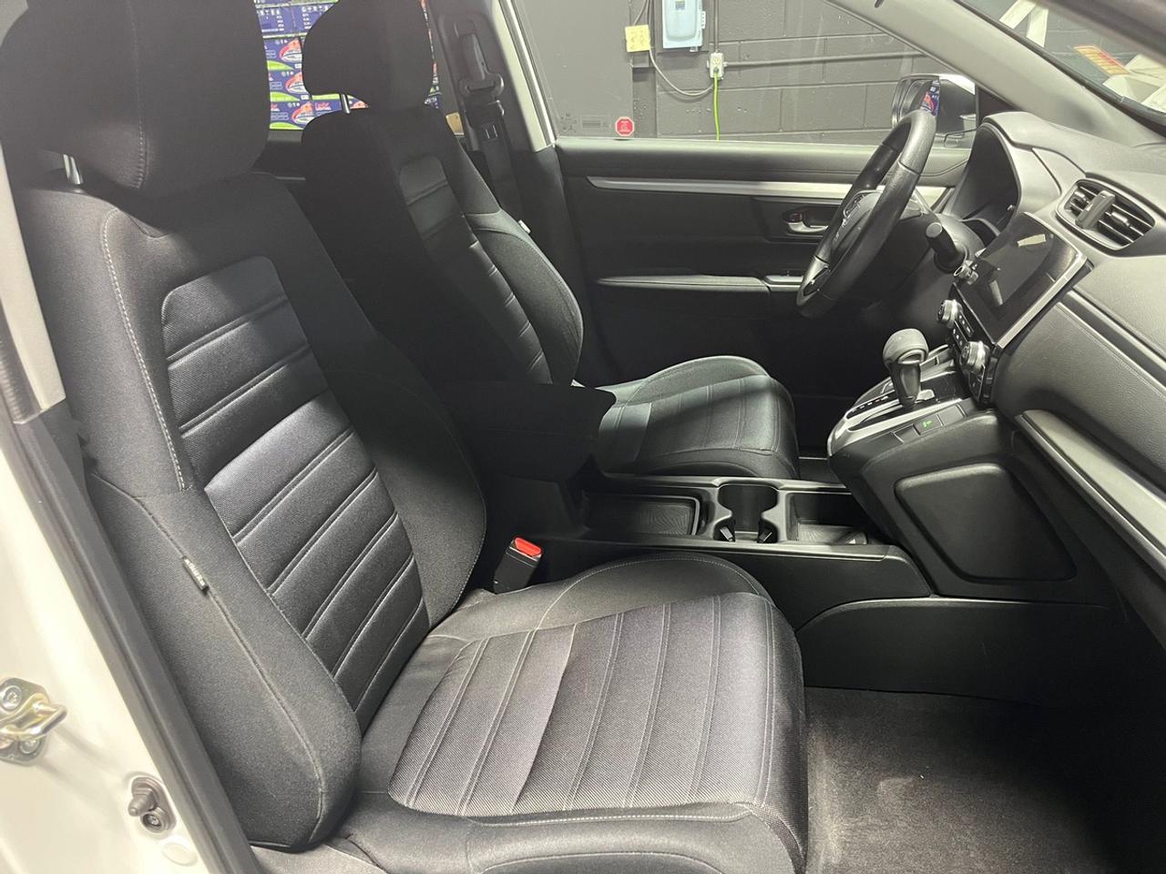 2019 Honda CR-V LX Photo