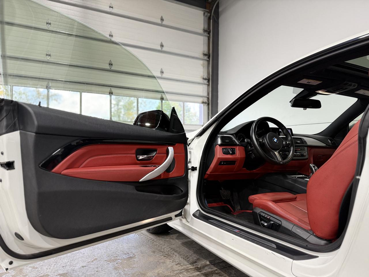 2020 BMW 4-Series 430i xDrive Photo