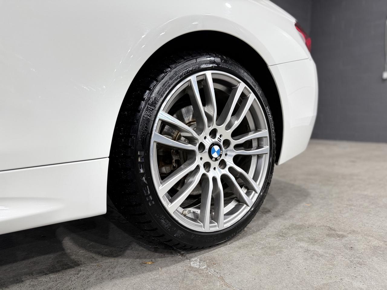 2020 BMW 4-Series 430i xDrive Photo3
