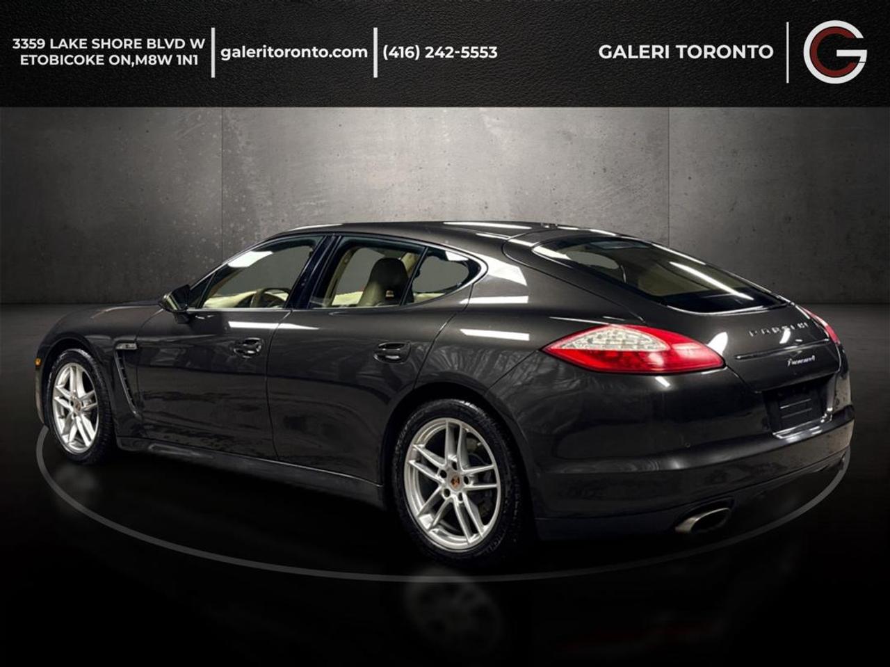 2012 Porsche Panamera 4/ONE OWNER/CLEAN CARFAX Photo3