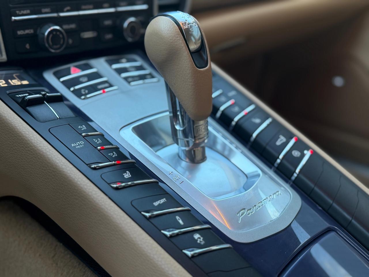 2012 Porsche Panamera 4/ONE OWNER/CLEAN CARFAX Photo