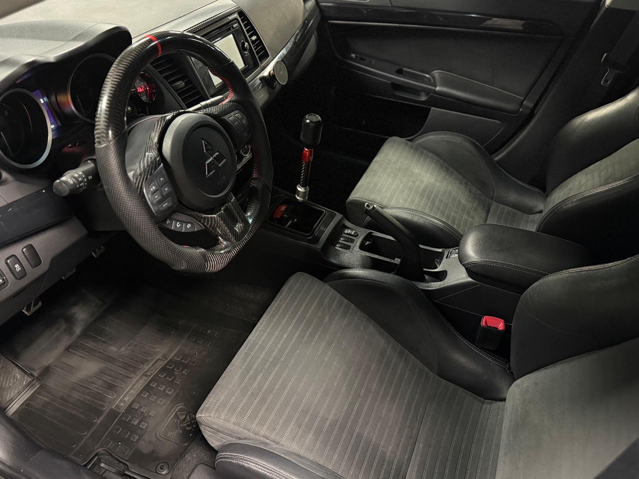 2015 Mitsubishi Lancer EVO GSR/MANUAL/CLEAN CARFAX/ONE OWNER/RARE Photo