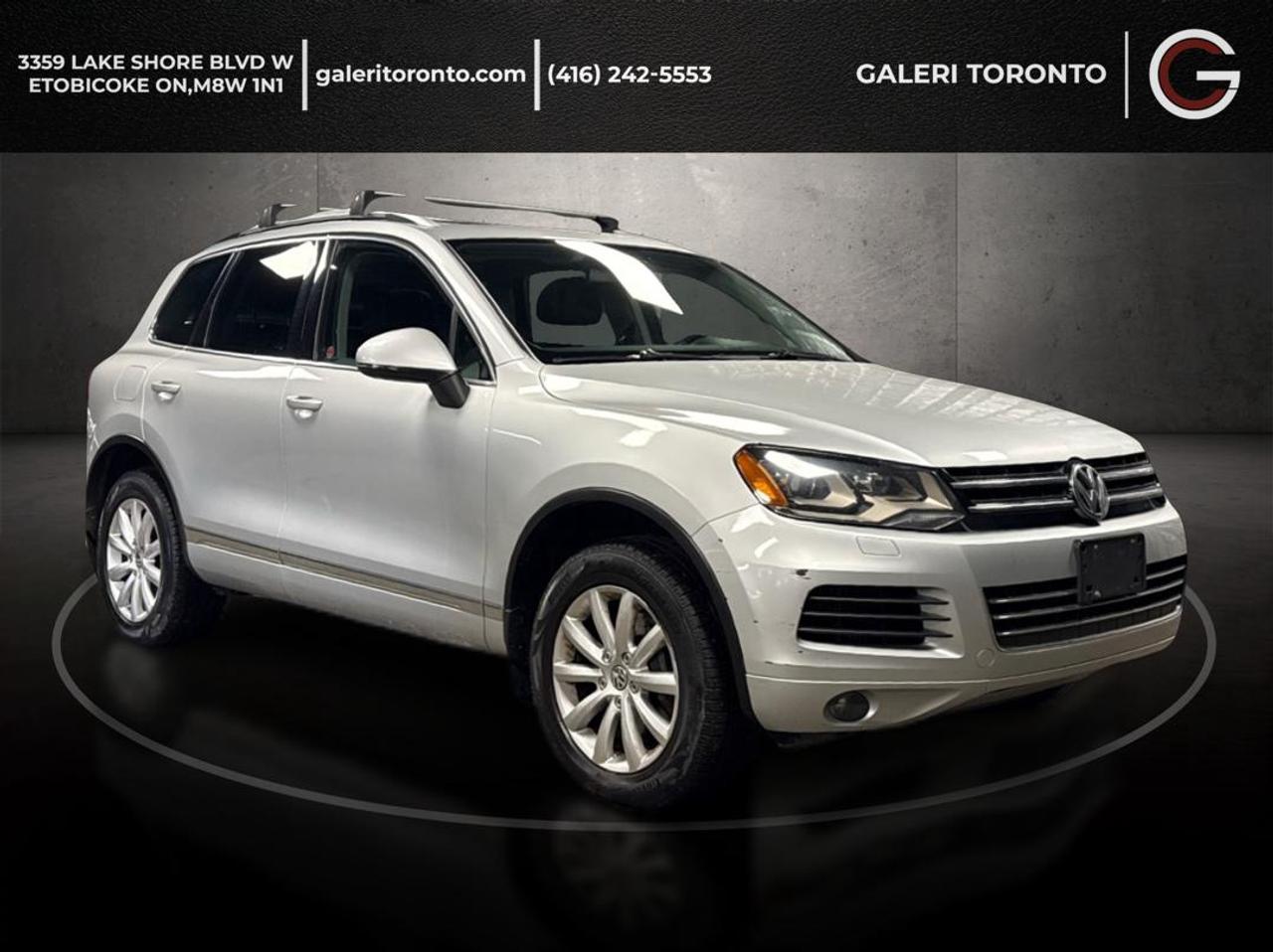 2013 Volkswagen Touareg DIESEL TDI/CLEAN CARRFAX/35+ SERVICE RECORDS/PANOR Photo0