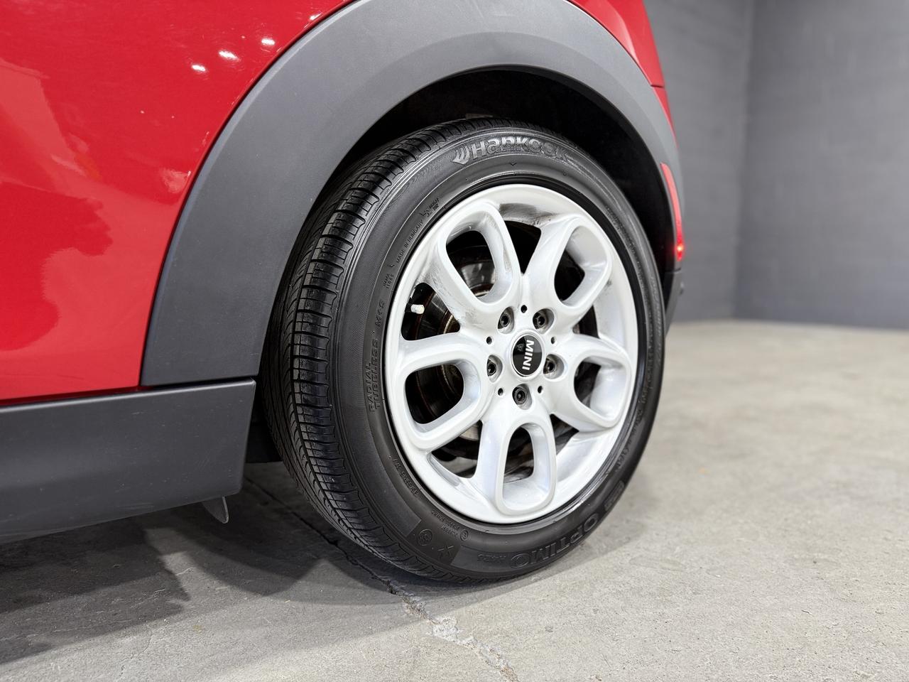 2019 MINI 3-Door Cooper S Photo3