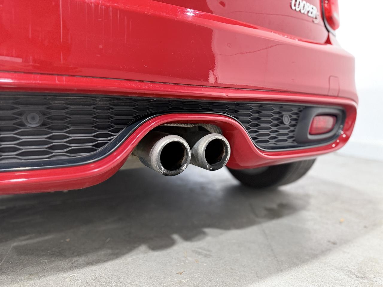 2019 MINI 3-Door Cooper S Photo