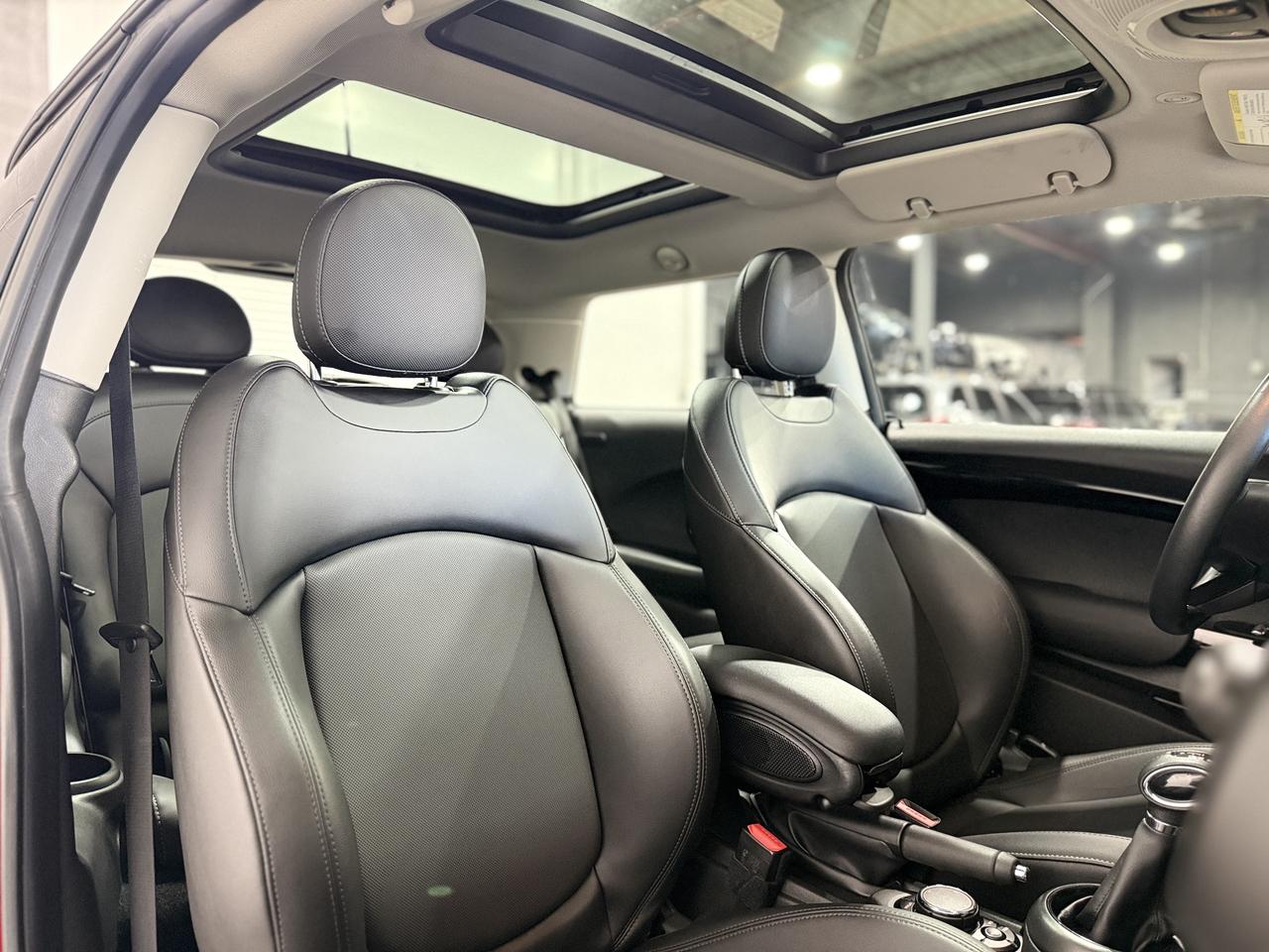 2019 MINI 3-Door Cooper S Photo