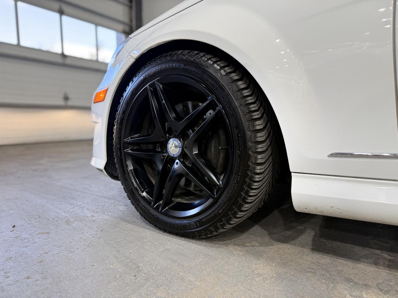 2013 Mercedes-Benz C-Class C300 4MATIC Photo2