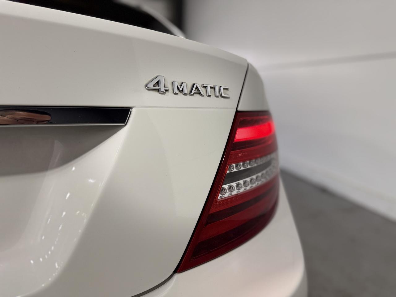 2013 Mercedes-Benz C-Class C300 4MATIC Photo