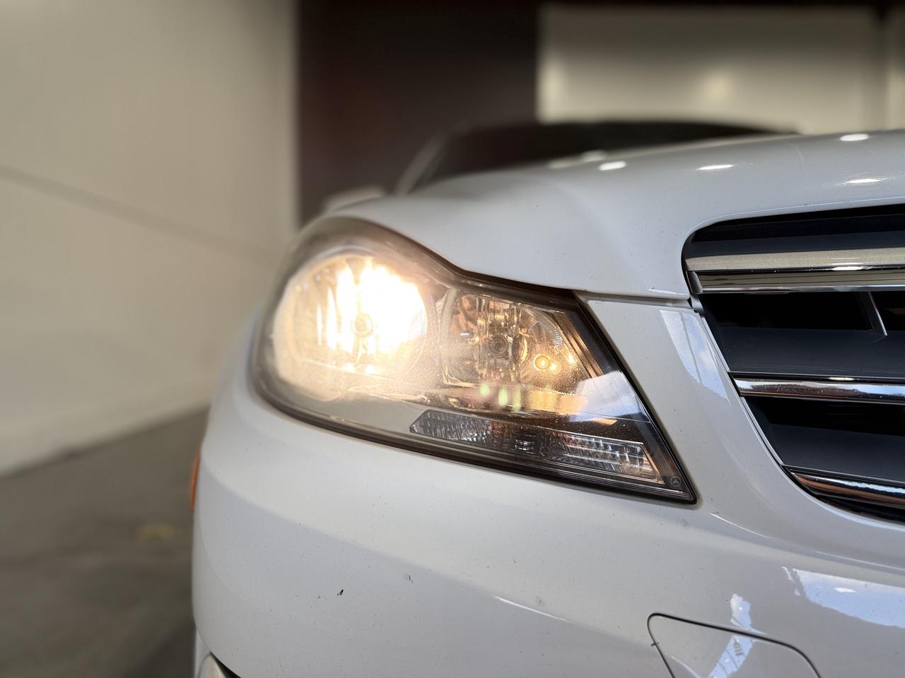 2013 Mercedes-Benz C-Class C300 4MATIC Photo