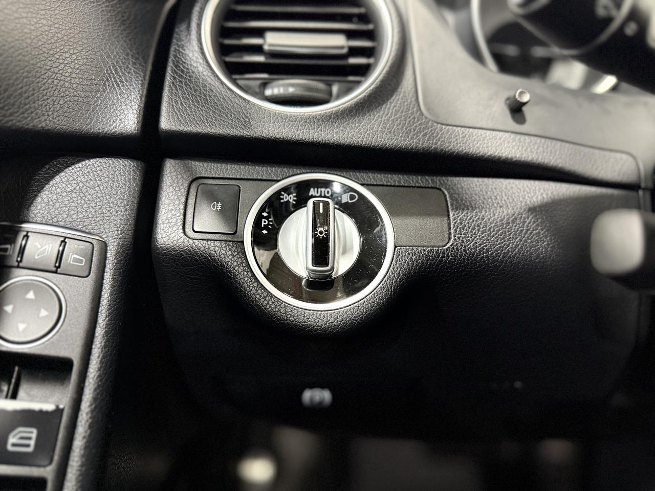 2013 Mercedes-Benz C-Class C300 4MATIC Photo