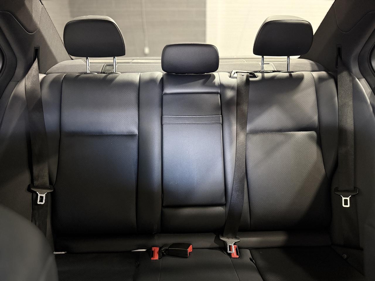 2013 Mercedes-Benz C-Class C300 4MATIC Photo