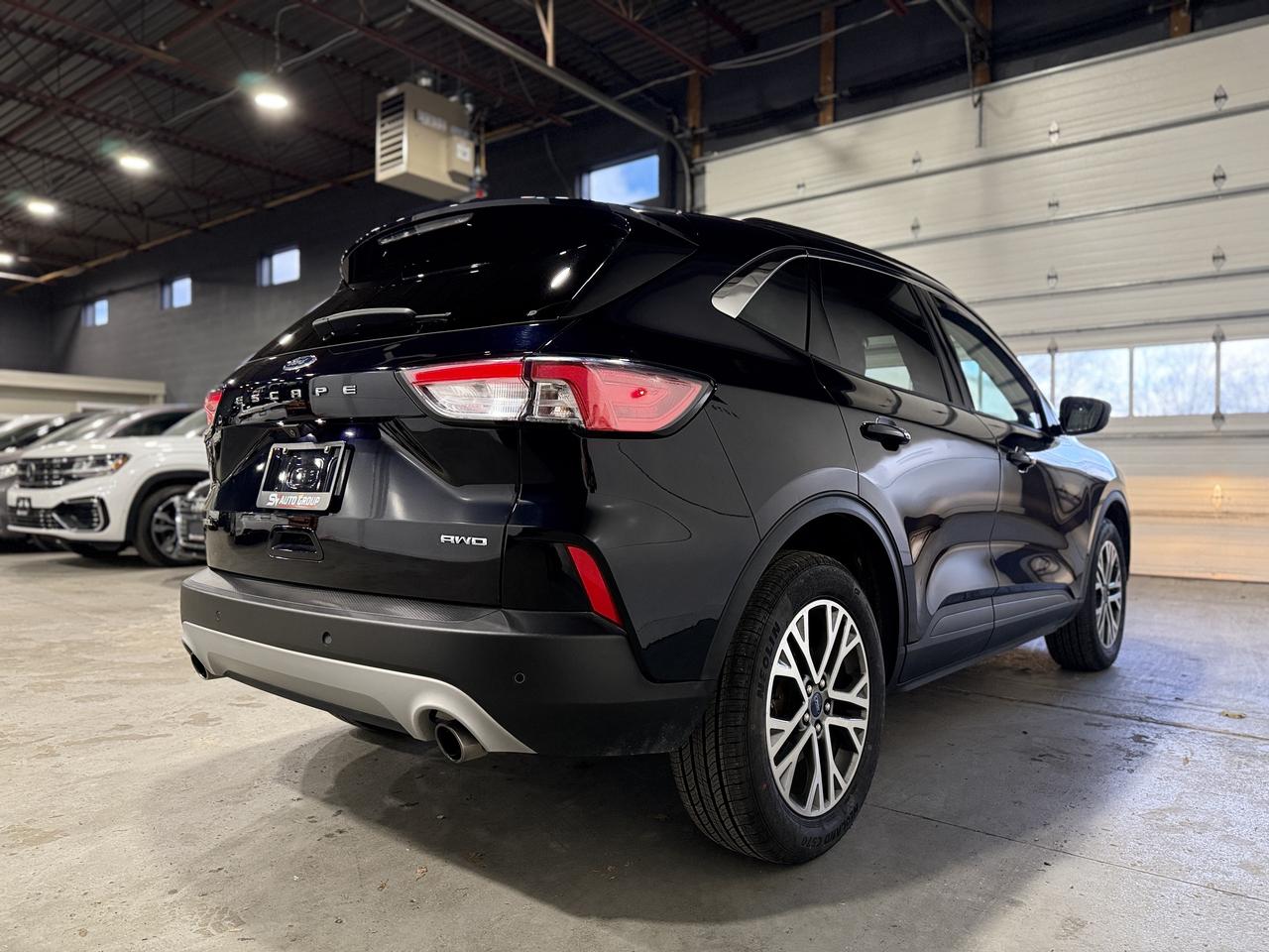 2021 Ford Escape SEL Photo