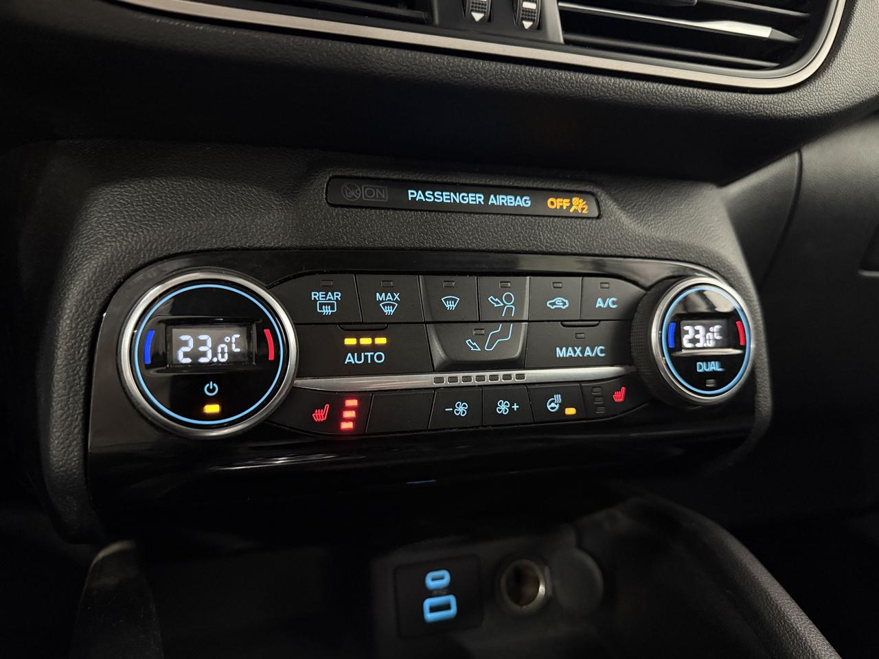 2021 Ford Escape SEL Photo