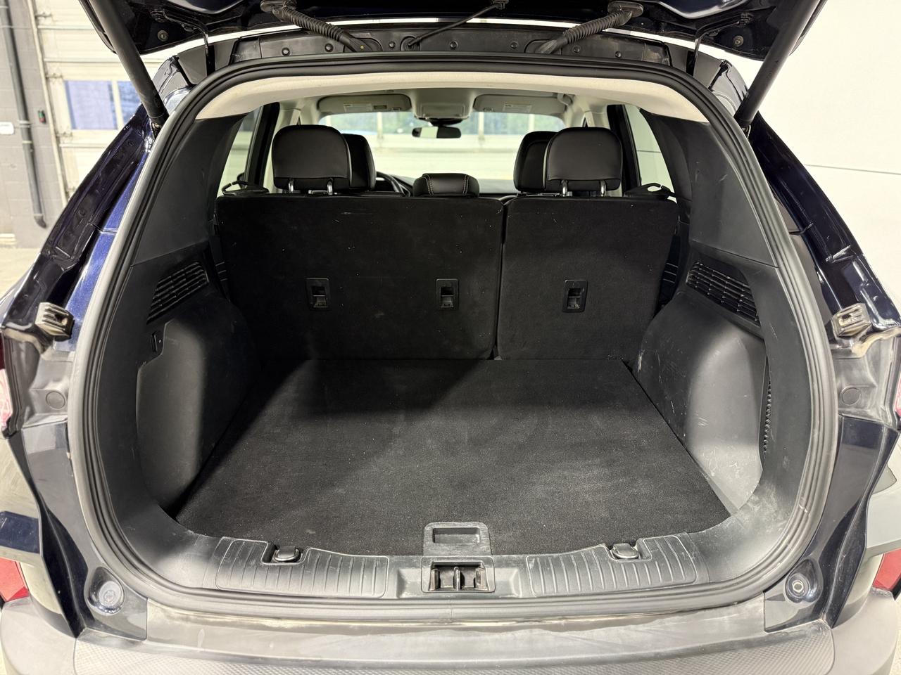 2021 Ford Escape SEL Photo