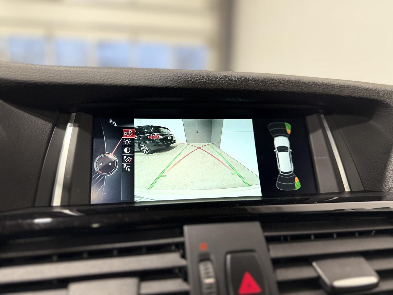 2016 BMW X3 xDrive28i Photo