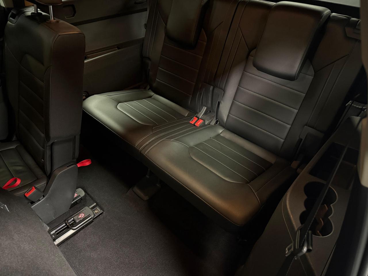 2018 Volkswagen Atlas HIGHLINE/7 SEATER/PANROOF//CLEAN TITLE Photo