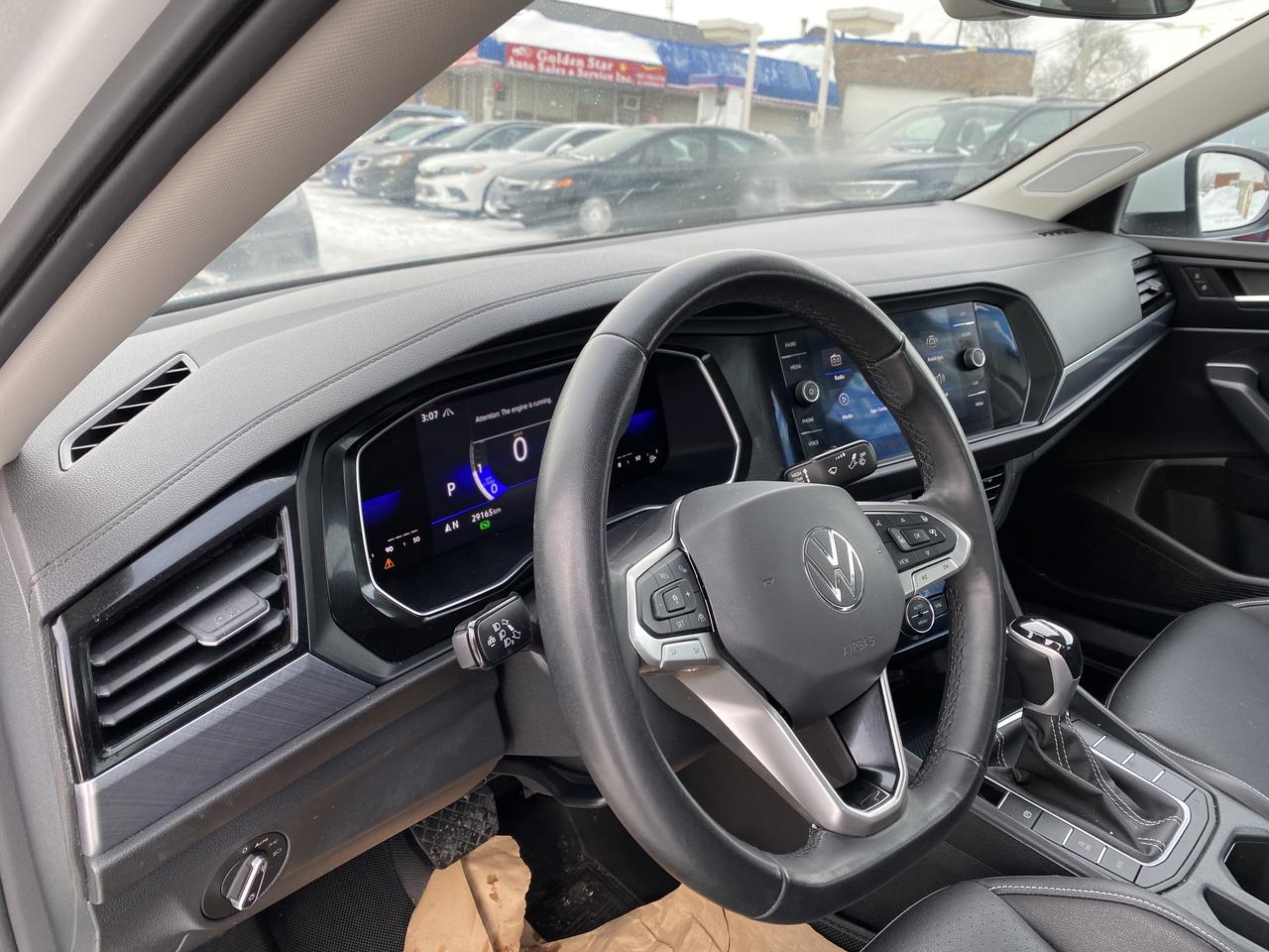 2023 Volkswagen Jetta SE Photo