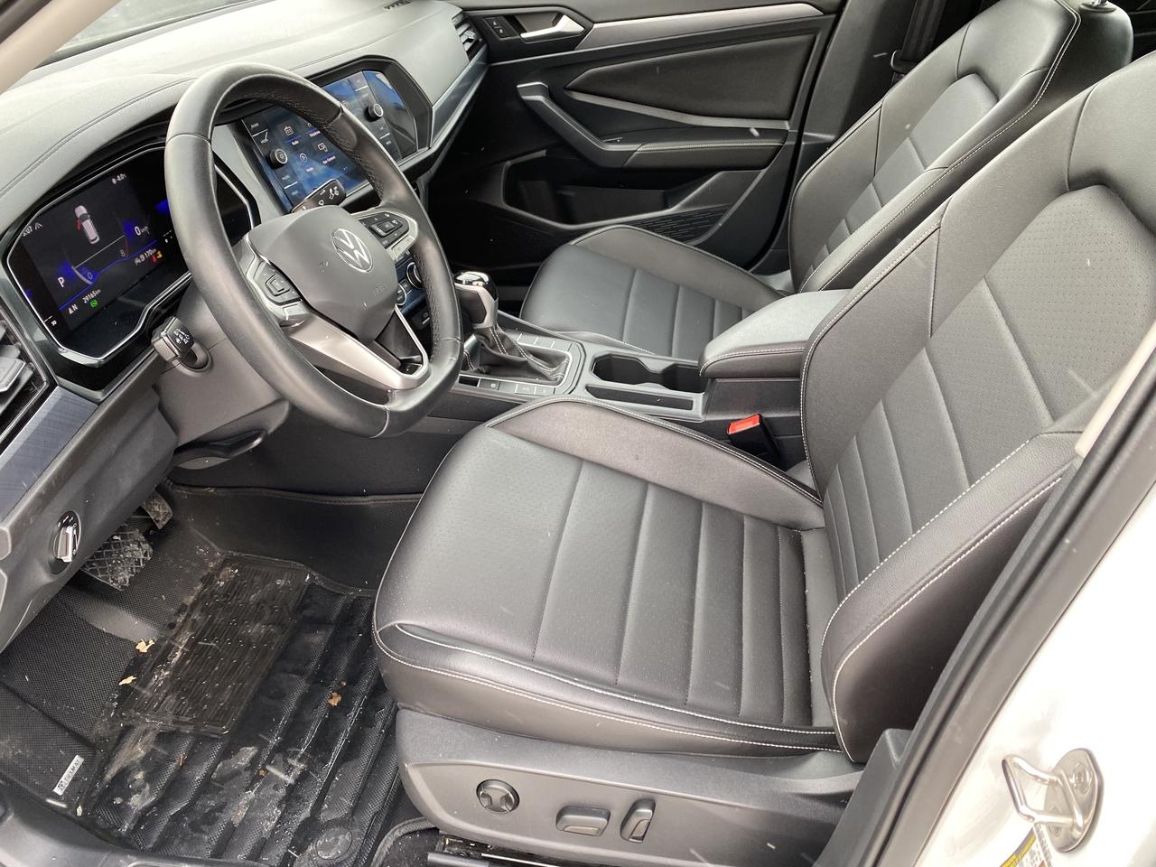 2023 Volkswagen Jetta SE Photo