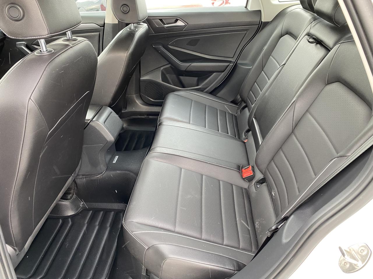 2023 Volkswagen Jetta SE Photo