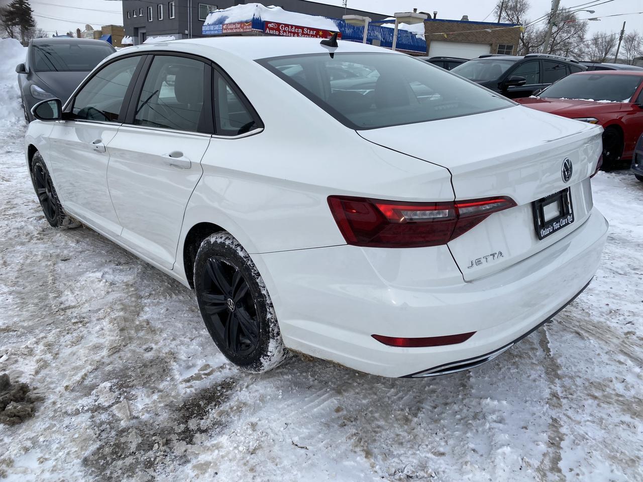 2023 Volkswagen Jetta SE Photo