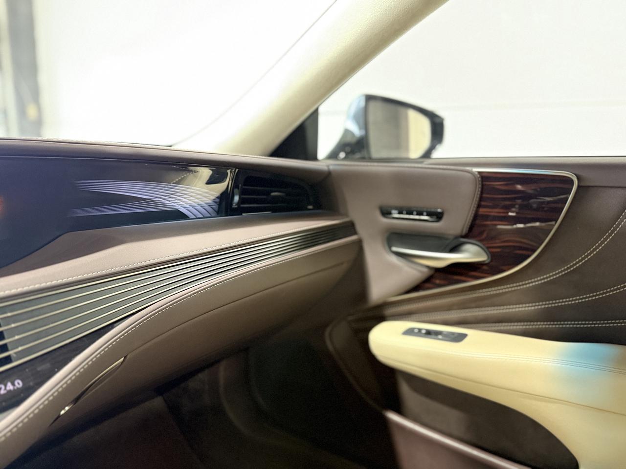 2018 Lexus LS 500  Photo