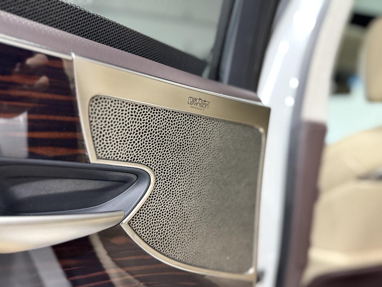 2018 Lexus LS 500  Photo