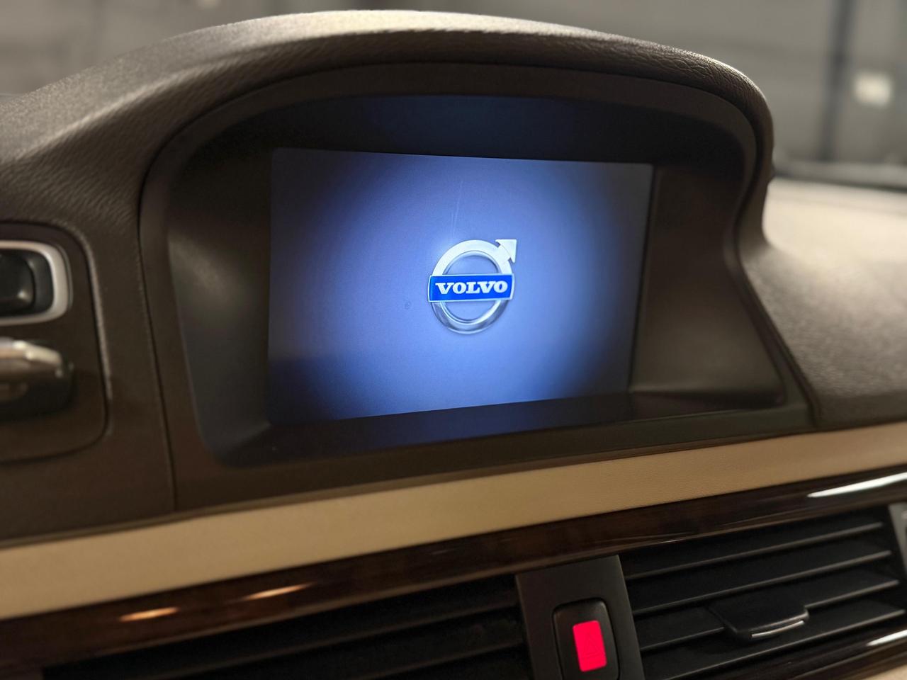 2013 Volvo XC70 T6 3.0 Premier Plus/ONE OWNER/CLEAN CARFAX Photo