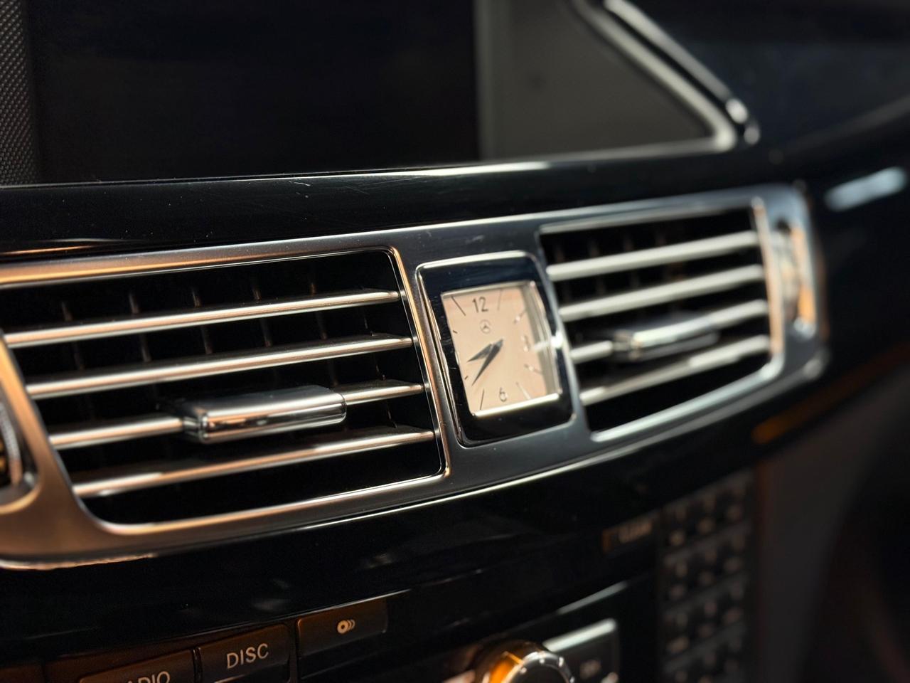 2014 Mercedes-Benz CLS-Class CLS550/MASSAGE SEATS/PIANO BLACK TRIM/20 INCH OEM Photo